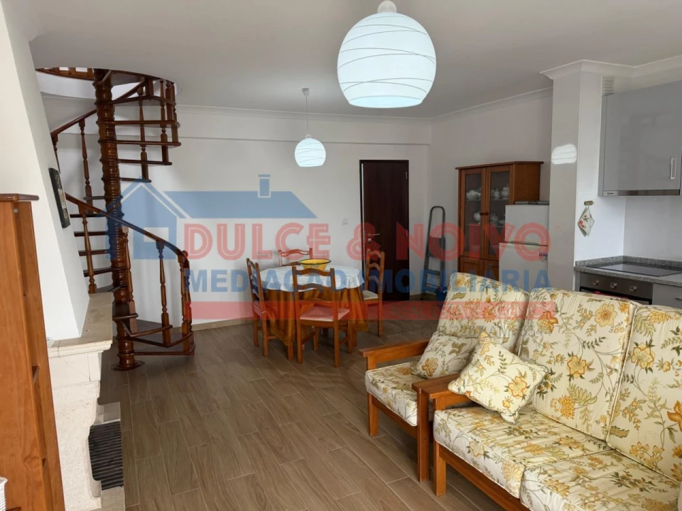 Apartamento T3 para Arrendamento em Ferrel Foto 2