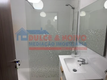 Apartamento T3 para Arrendamento em Ferrel