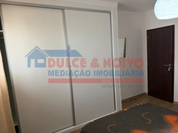 Apartamento T3 para Arrendamento em Ferrel