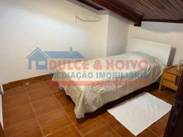 Apartamento T3 para Arrendamento em Ferrel