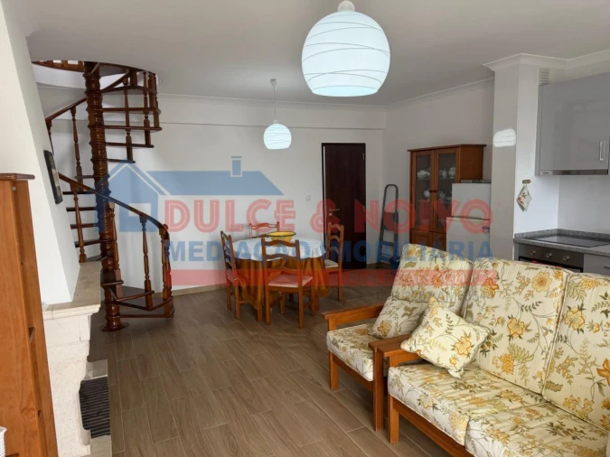 Apartamento T3 para Arrendamento em Ferrel Foto 2