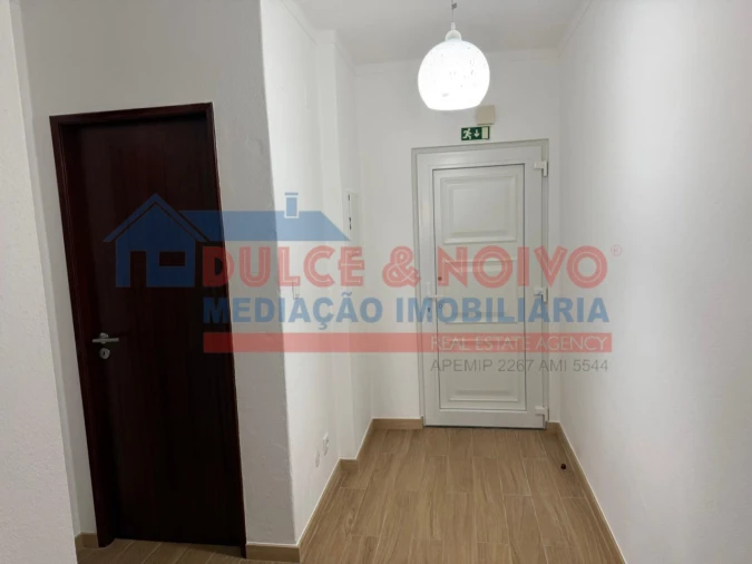 Apartamento T3 para Arrendamento em Ferrel Foto 42