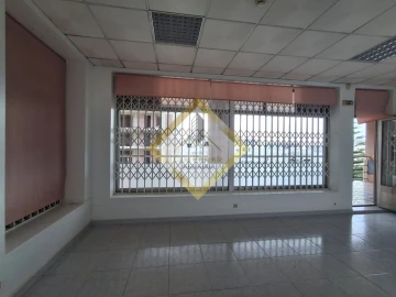 Loja para Venda em Vilar de Andorinho