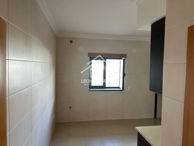 Apartamento T2 para Venda em Castelo Branco Foto 10
