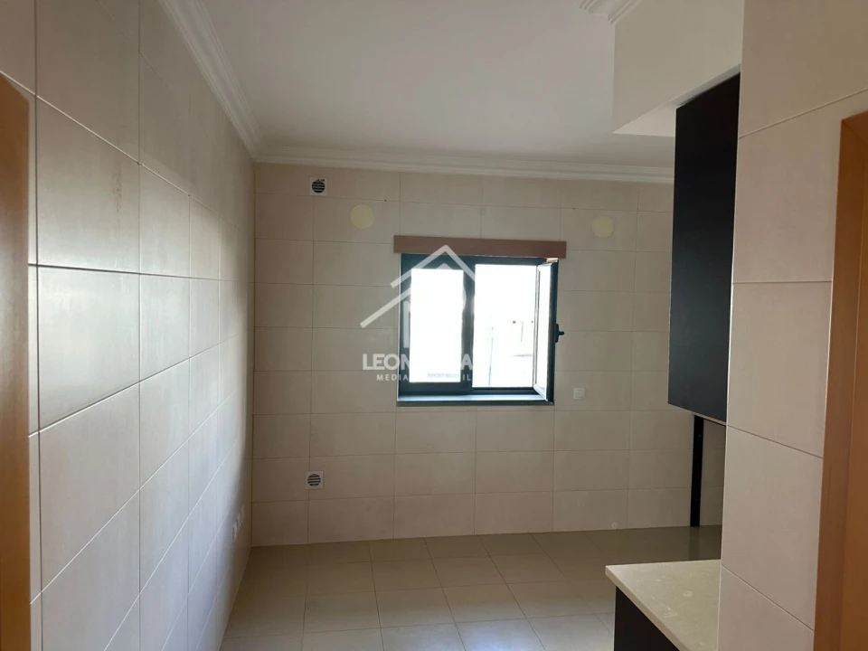 Apartamento T2 para Venda em Castelo Branco Foto 10