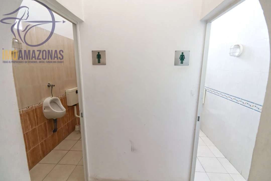 Loja para Venda em Estômbar e Parchal Foto 12