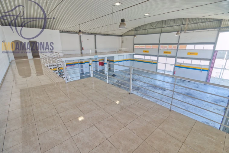 Loja para Venda em Estômbar e Parchal Foto 15