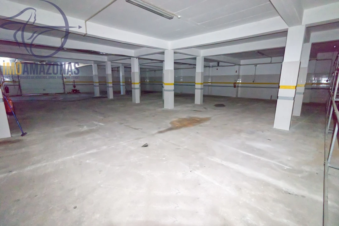 Loja para Venda em Estômbar e Parchal Foto 21