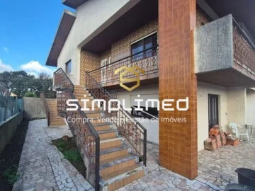 Moradia T3 para Venda em Santa Maria de Lamas