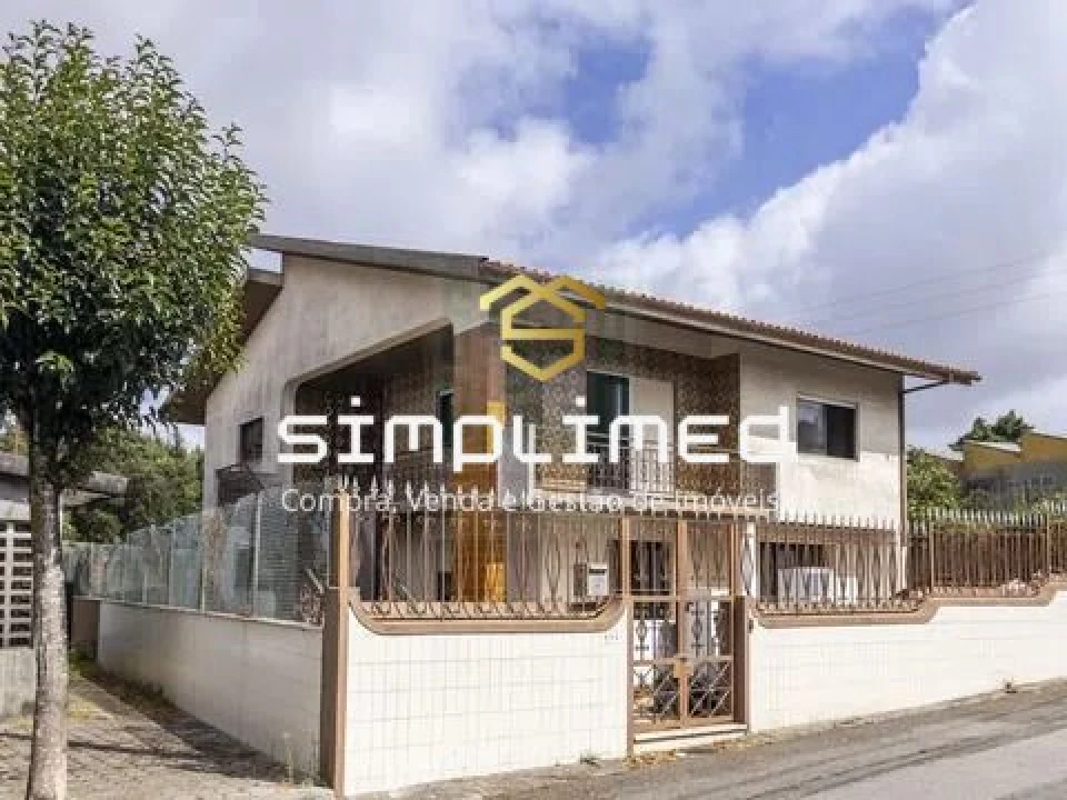 Moradia T3 para Venda em Santa Maria de Lamas Foto 2