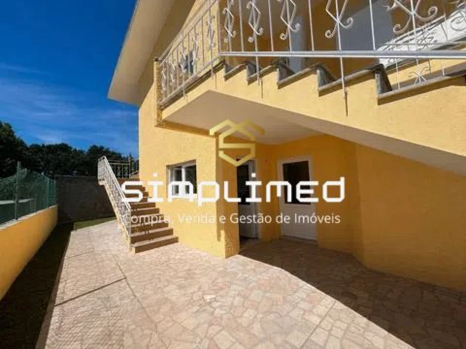 Moradia T3 para Venda em Santa Maria de Lamas Foto 6