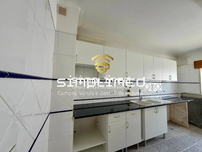 Apartamento T2 para Venda em Quinta do Conde Foto 3