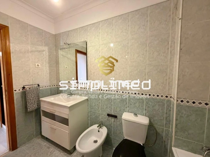 Apartamento T2 para Venda em Quinta do Conde Foto 25