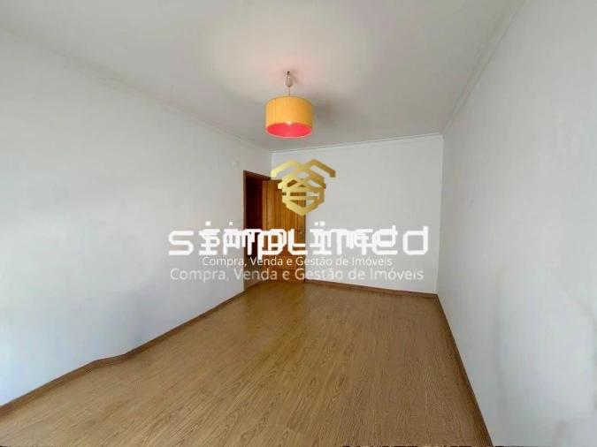 Apartamento T2 para Venda em Quinta do Conde Foto 30