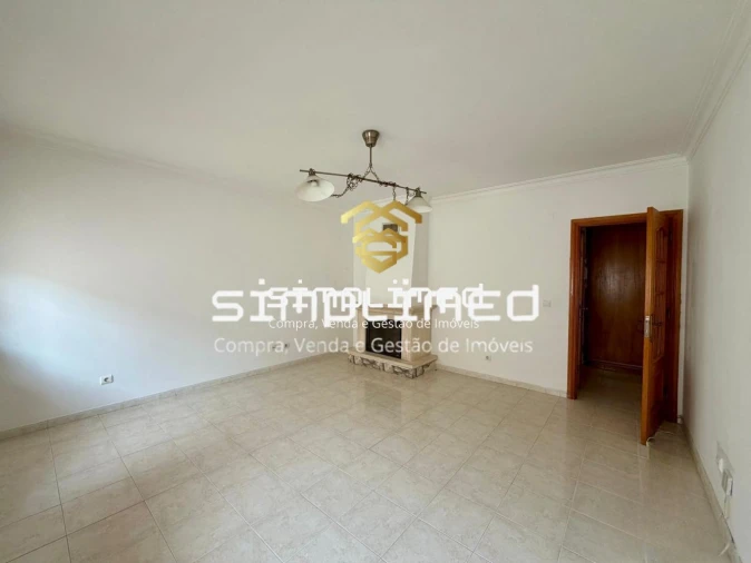 Apartamento T2 para Venda em Quinta do Conde Foto 32