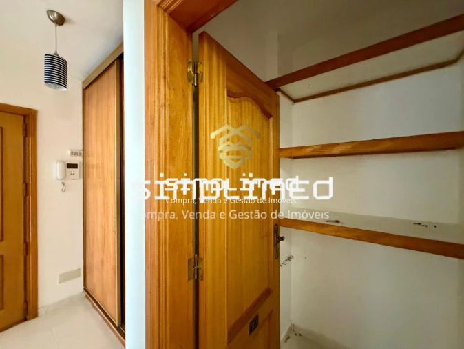 Apartamento T2 para Venda em Quinta do Conde Foto 37