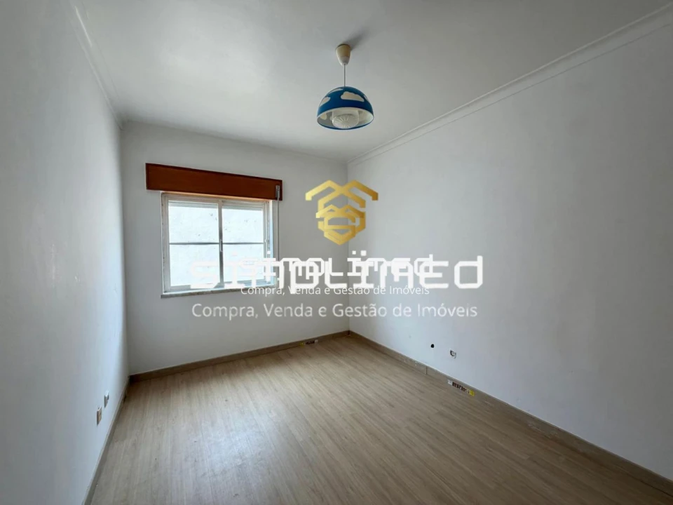 Apartamento T2 para Venda em Quinta do Conde Foto 12