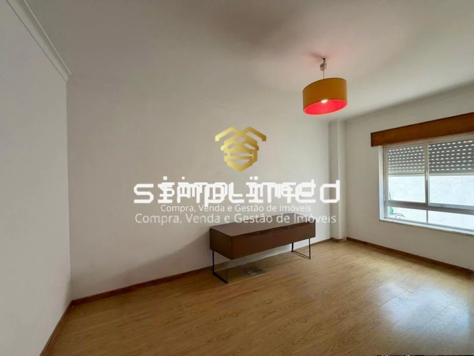 Apartamento T2 para Venda em Quinta do Conde Foto 6