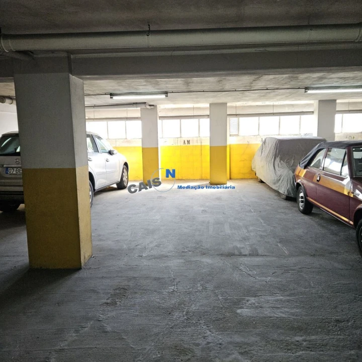 Garagem para Venda em Valongo Foto 5