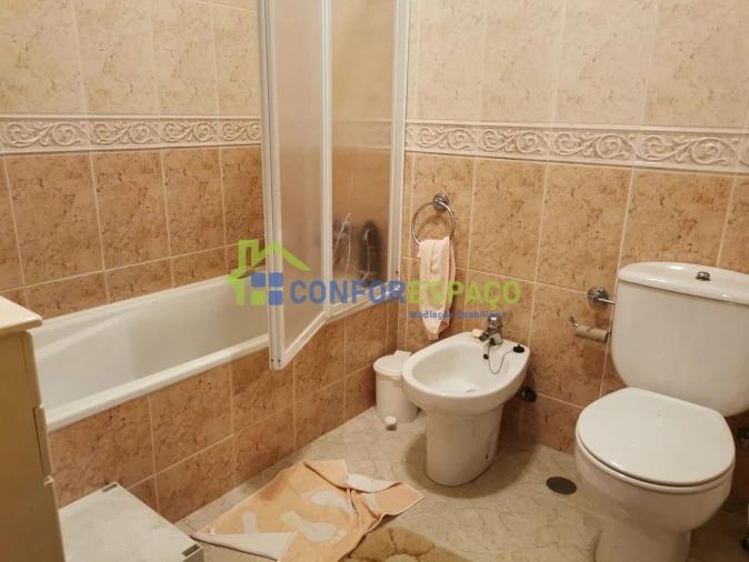 Apartamento T1 para Arrendamento em Castelo Branco Foto 9