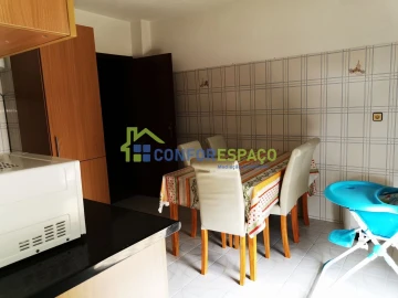 Apartamento T2 para Arrendamento em Castelo Branco
