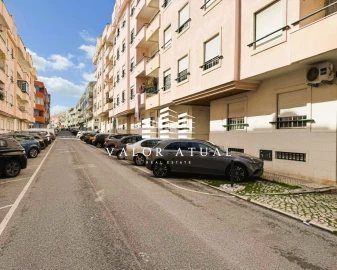 Garagem para Venda em Alverca do Ribatejo e Sobralinho