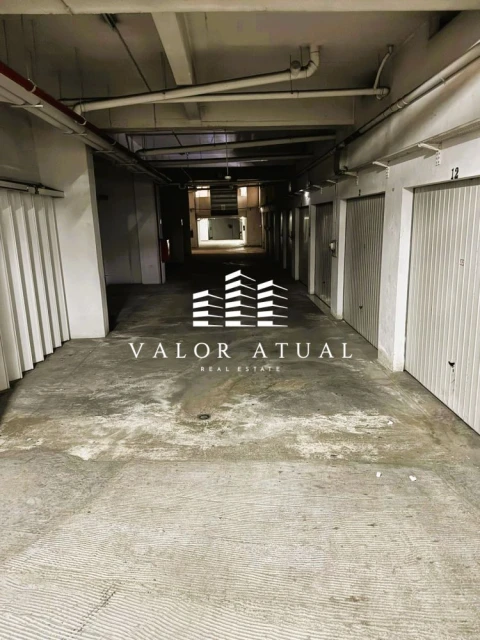 Garagem para Venda em Alverca do Ribatejo e Sobralinho