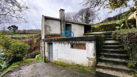 Moradia T3 para Venda em Santa Marinha do Zezere