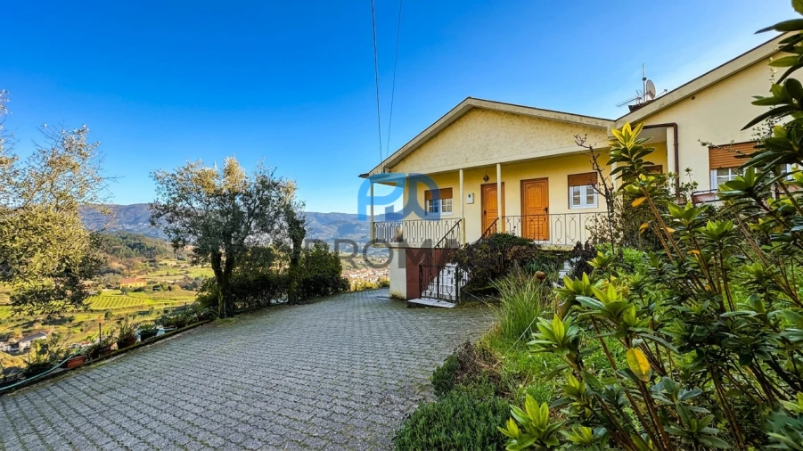 Moradia T3 para Venda em Santa Marinha do Zezere Foto 11