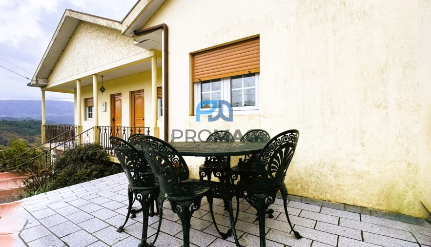 Moradia T3 para Venda em Santa Marinha do Zezere Foto 13