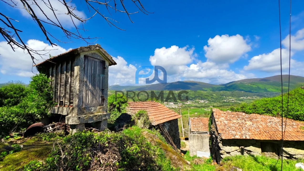 Moradia T3 para Venda em Campelo e Ovil Foto 2