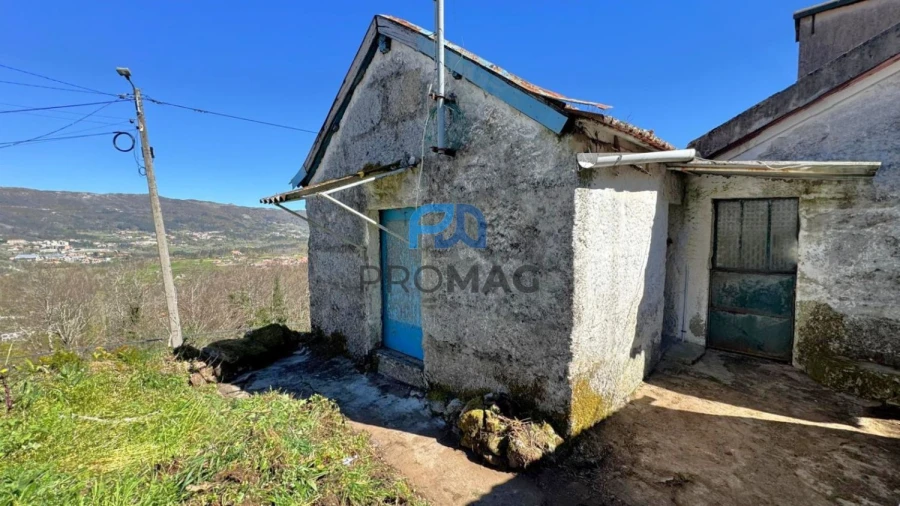 Moradia T3 para Venda em Campelo e Ovil Foto 18