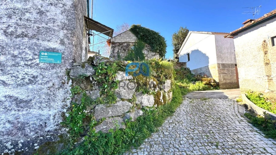 Moradia T3 para Venda em Campelo e Ovil Foto 15