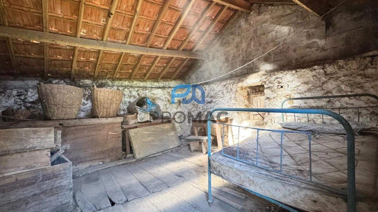 Moradia T3 para Venda em Campelo e Ovil Foto 31