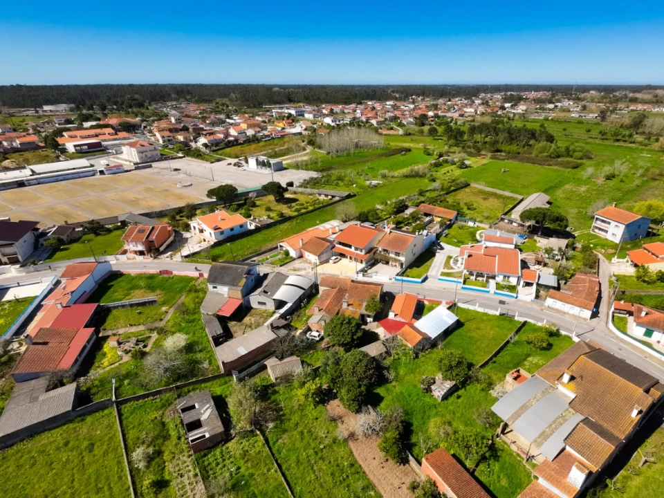 Moradia T4 para Venda em Febres Foto 23