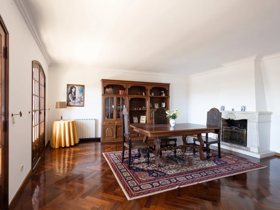 Moradia T4 para Venda em Febres Foto 12