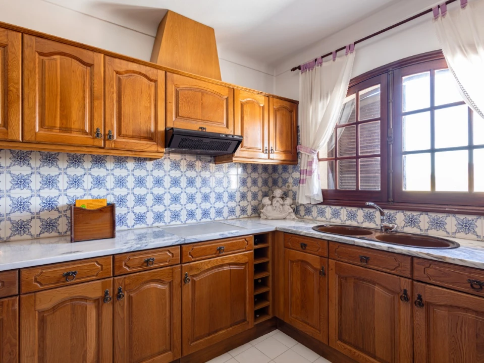 Moradia T4 para Venda em Febres Foto 13