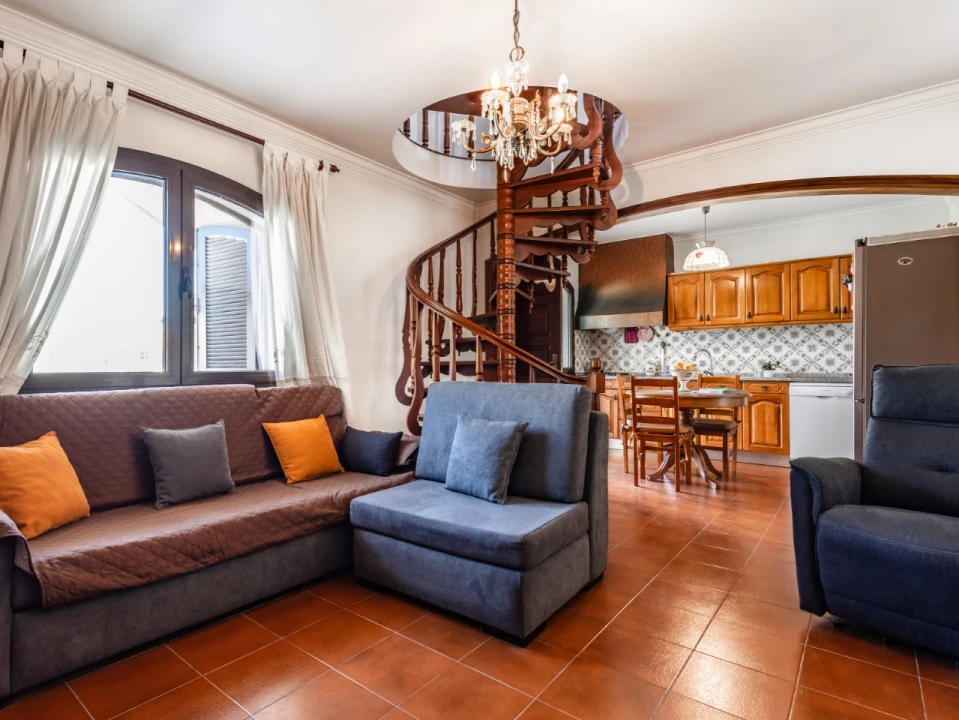 Moradia T4 para Venda em Febres Foto 6