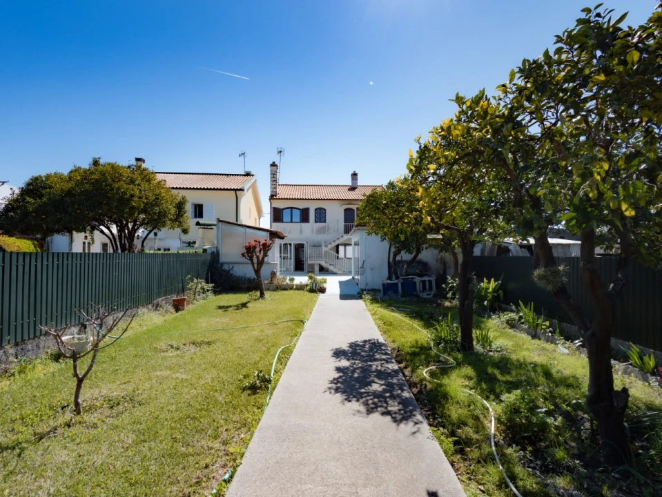 Moradia T4 para Venda em Febres Foto 20