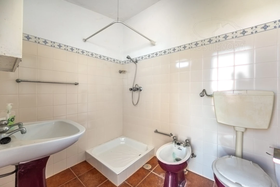 Quinta T4 para Venda em Nossa Senhora da Vila, Nossa Senhora do Bispo e Silveiras Foto 16