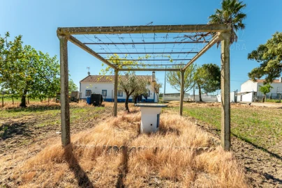 Quinta T4 para Venda em Nossa Senhora da Vila, Nossa Senhora do Bispo e Silveiras