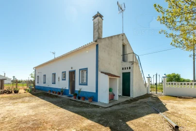 Quinta T4 para Venda em Nossa Senhora da Vila, Nossa Senhora do Bispo e Silveiras