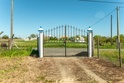 Quinta T4 para Venda em Nossa Senhora da Vila, Nossa Senhora do Bispo e Silveiras