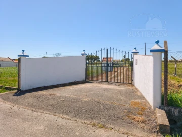 Quinta T4 para Venda em Nossa Senhora da Vila, Nossa Senhora do Bispo e Silveiras