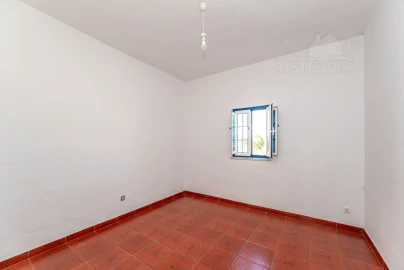 Quinta T4 para Venda em Nossa Senhora da Vila, Nossa Senhora do Bispo e Silveiras