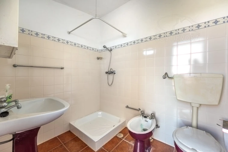 Quinta T4 para Venda em Nossa Senhora da Vila, Nossa Senhora do Bispo e Silveiras Foto 16