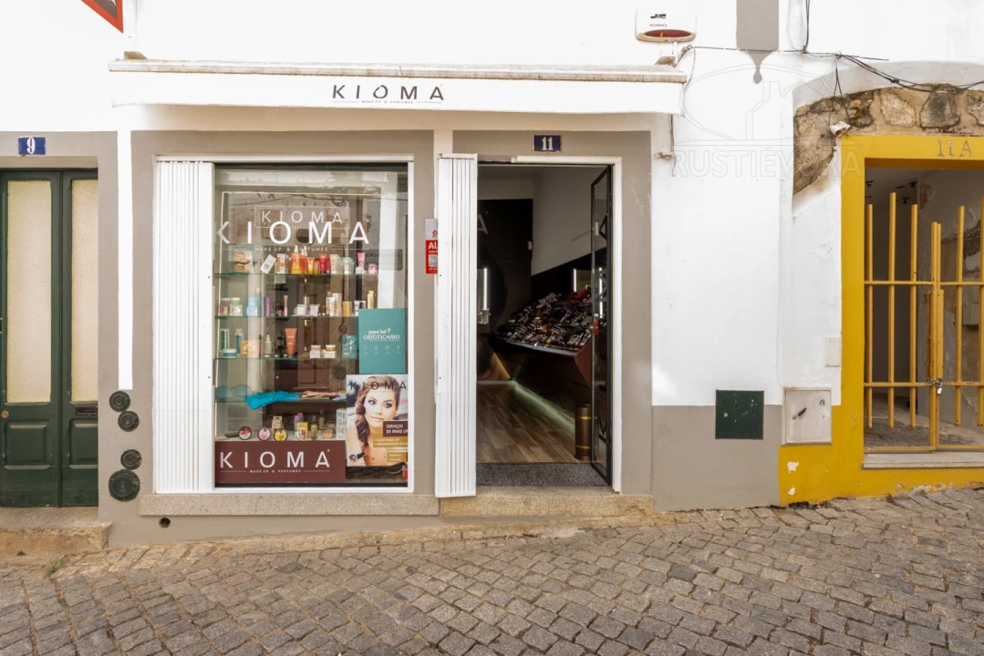 Loja para Arrendamento em Évora (São Mamede, Sé, São Pedro e Santo Antão) Foto 2