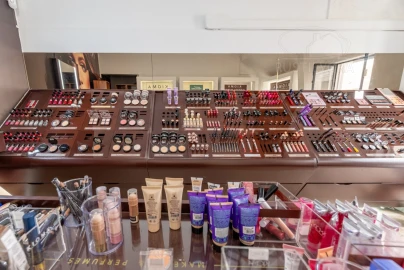 Loja para Arrendamento em Évora (São Mamede, Sé, São Pedro e Santo Antão)