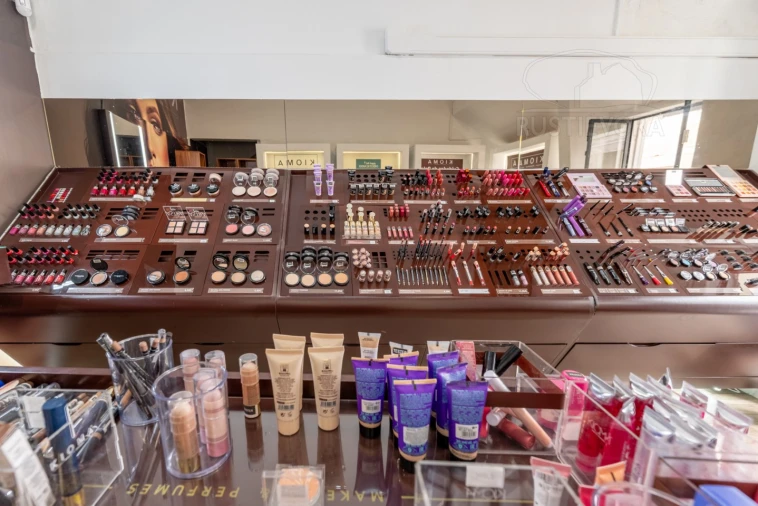 Loja para Arrendamento em Évora (São Mamede, Sé, São Pedro e Santo Antão) Foto 10