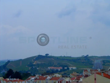 Terreno para Venda em Alenquer (Santo Estêvão e Triana)